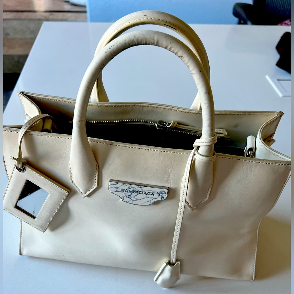 Classic Vintage BALENCIAGA white Color Tote w Mirror paid $2900 sale for $1500